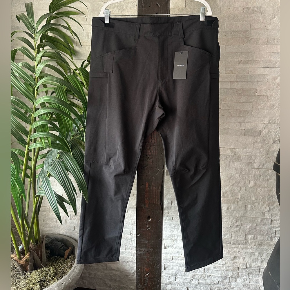 Ten Thousand Men’s Black Straight Tactical Pants Size 38 New with Tags